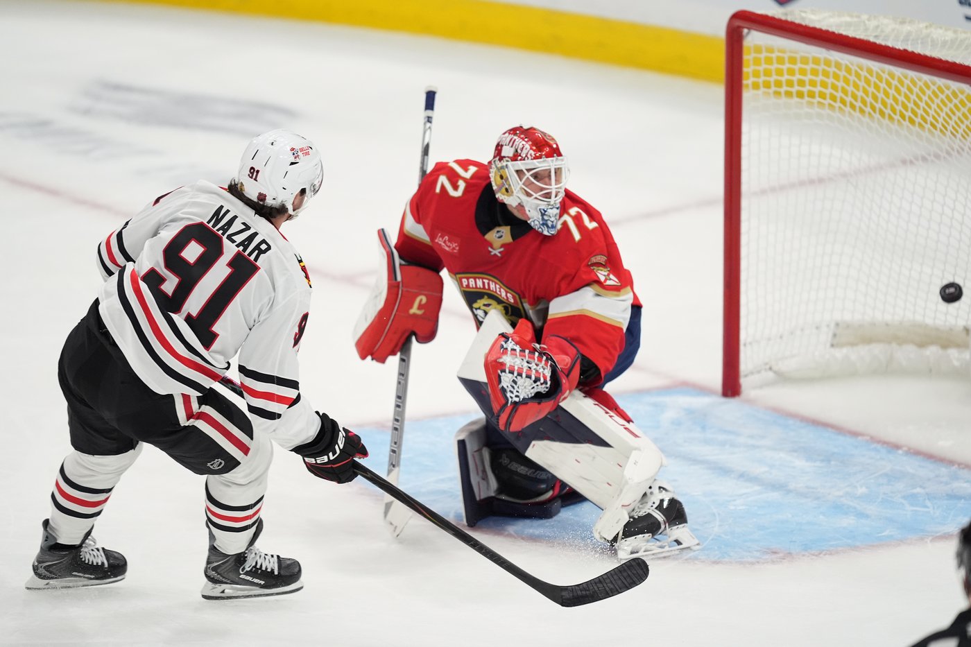 Boqvist scores go-ahead goal as Cup champ Panthers beat Blackhawks on banner-raising night | iNFOnews.ca