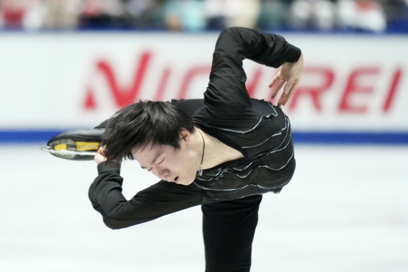 Kagiyama and Sakamoto lead Japanese sweep of men’s and women's short programs at NHK Trophy | iNFOnews.ca