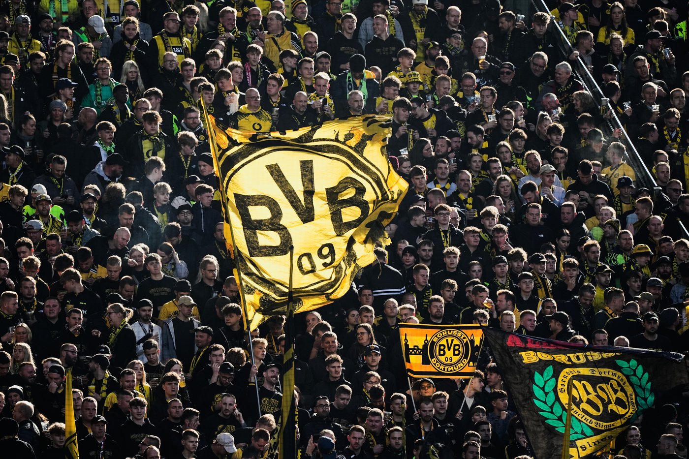 Dortmund visits Bayern for 'der Klassiker' and early Bundesliga title indicator | iNFOnews.ca