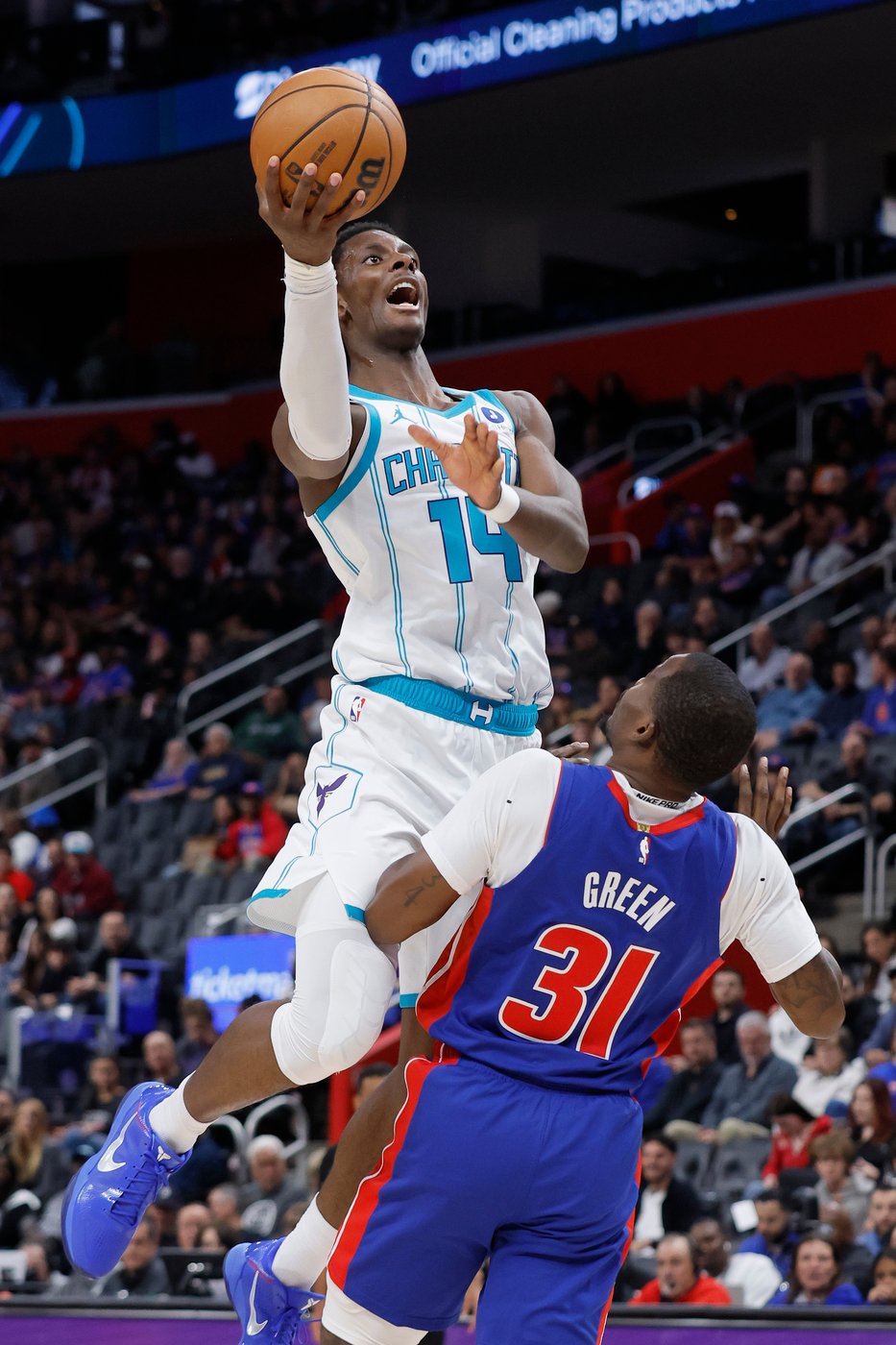 Cade Cunningham scores 30 points to help the Pistons hold off the Hornets, 97-89 | iNFOnews.ca