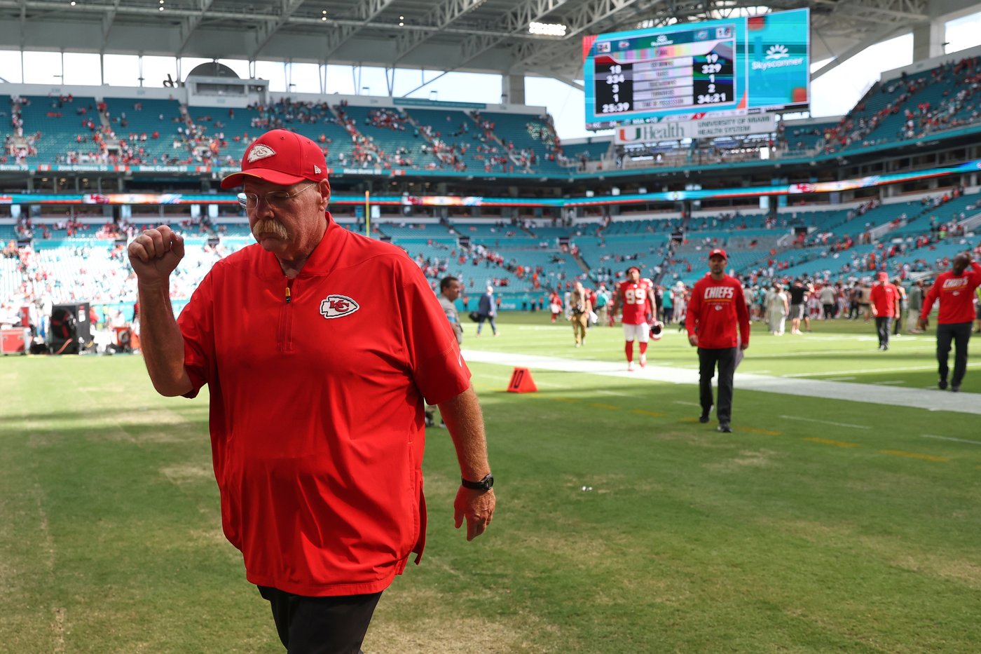 Arrowhead West no more? Raiders’ fast start could mean Chiefs feel less at home at Allegiant | iNFOnews.ca Arrowhead West no more? Raiders’ fast start could mean Chiefs feel less at home at Allegiant | iNFOnews.ca