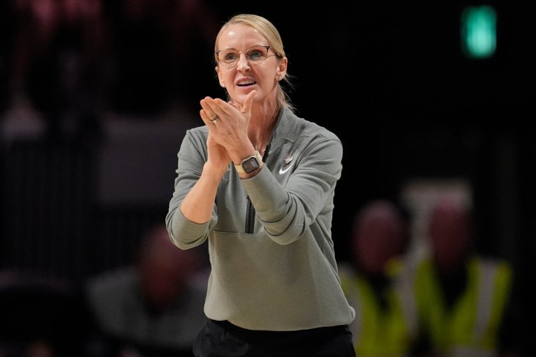 Blakes scores 30 as Vanderbilt women open March Madness routing High Point in NCAA Tournament | iNFOnews.ca