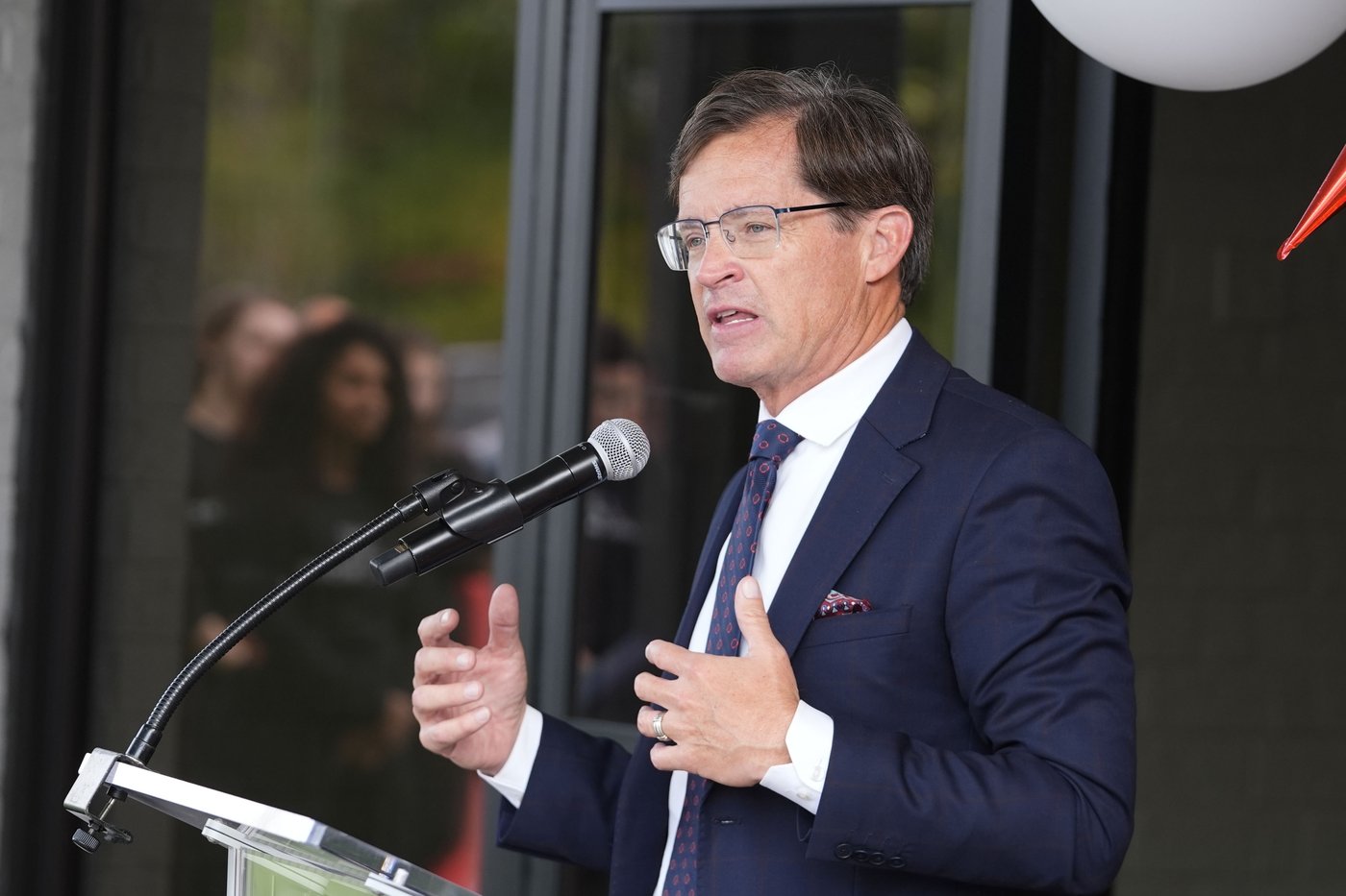 Sam Schmidt opens paralysis center in Indianapolis to rehabilitate trauma victims | iNFOnews.ca