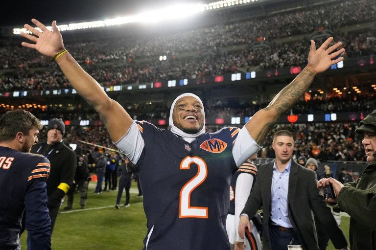 Bears show again they're not the same old team with wild overtime win over Packers | iNFOnews.ca