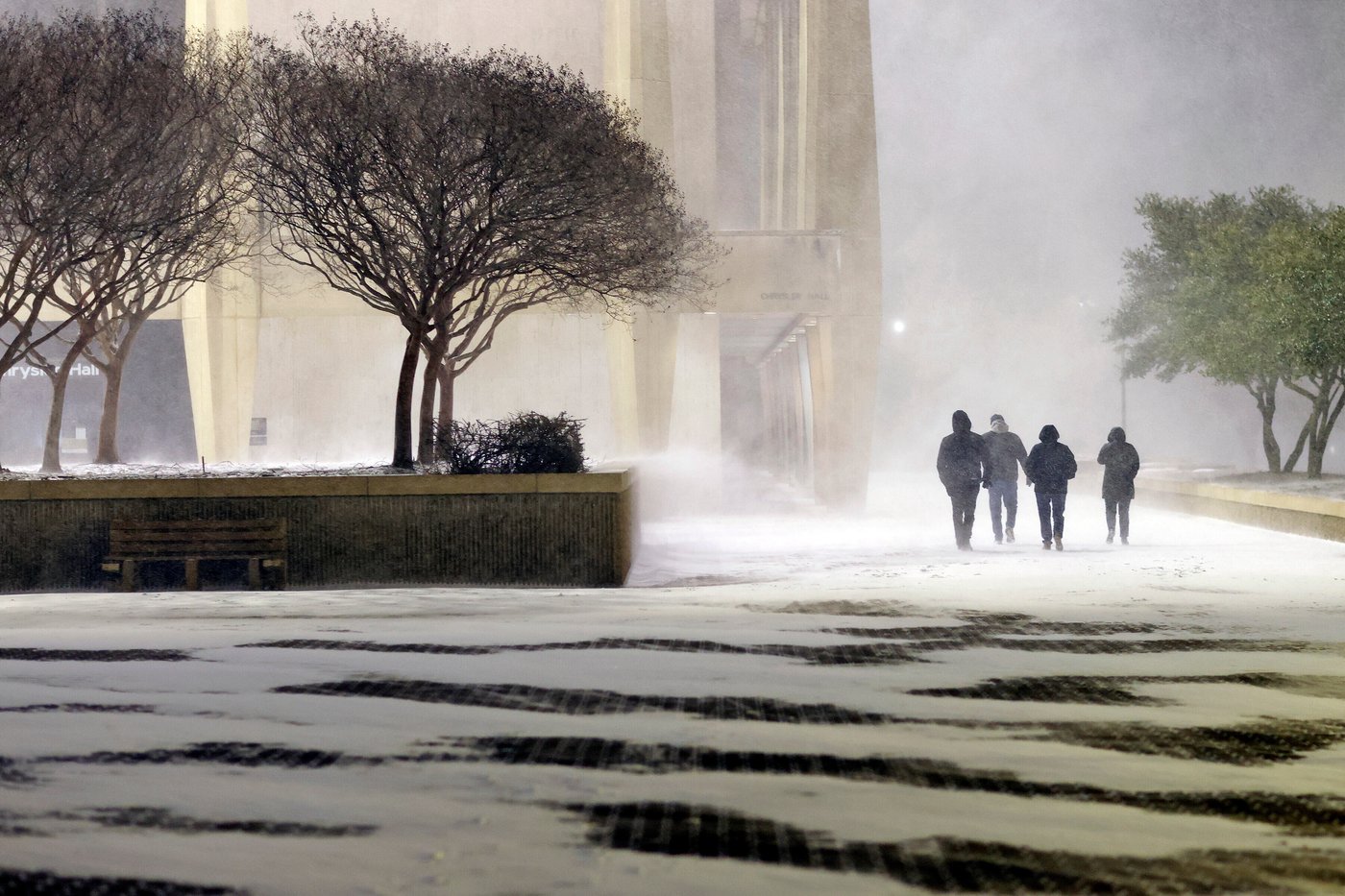 Southern US enters a second week of biting cold and prolonged outages | iNFOnews.ca