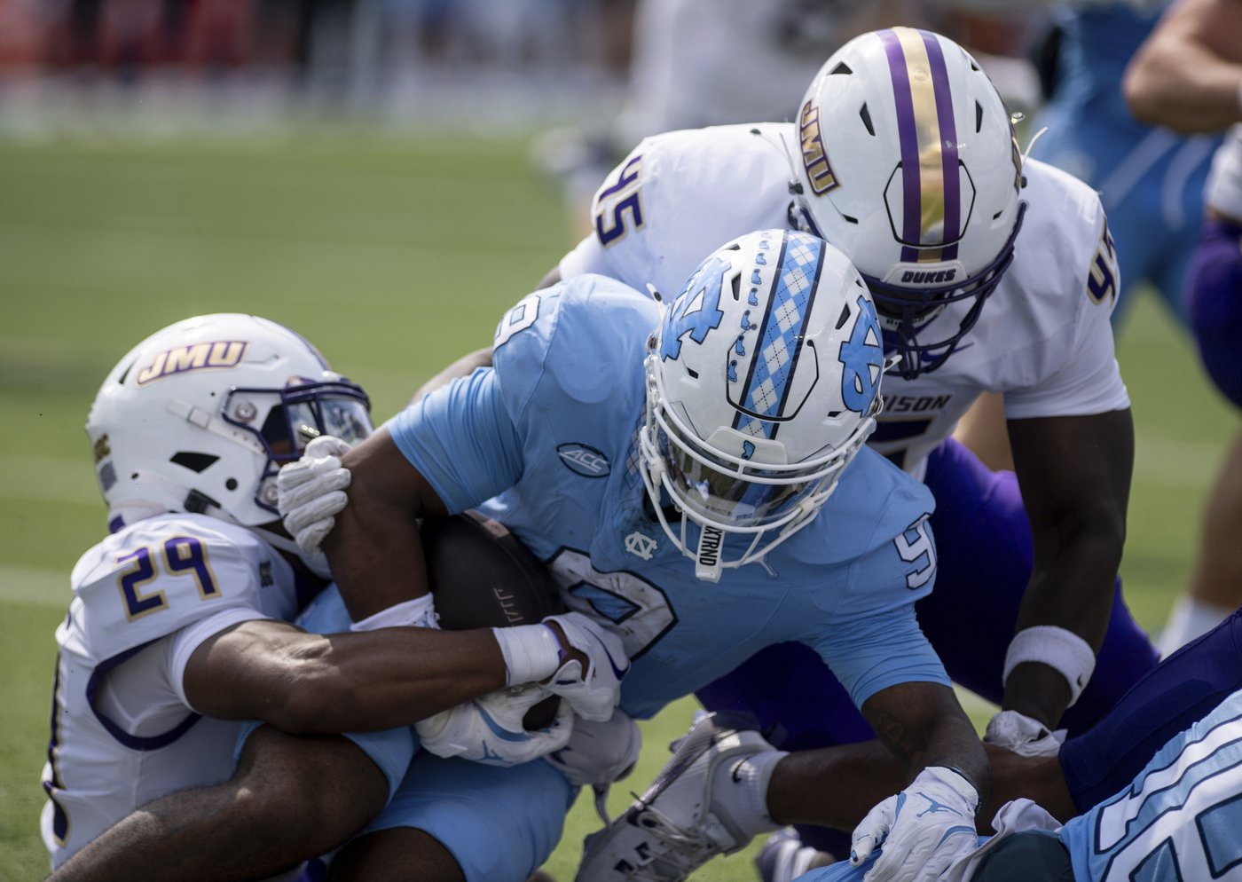 UNC's Mack Brown 'disappointed in me' after locker-room comments following James Madison loss | iNFOnews.ca