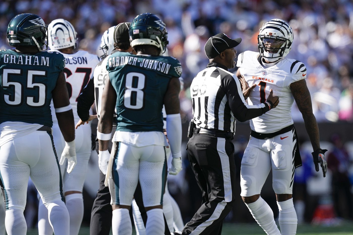 Bengals try to keep the season from slipping away as they turn their focus to the Raiders | iNFOnews.ca