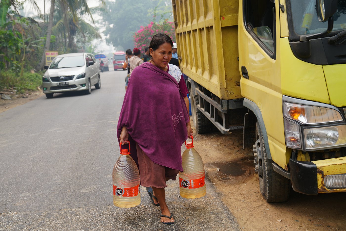 Indonesian villagers on Borneo struggle for water as El Niño intensifies peatland fires | iNFOnews.ca Indonesian villagers on Borneo struggle for water as El Niño intensifies peatland fires | iNFOnews.ca