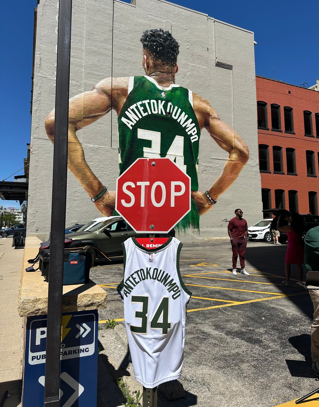 Bucks must figure out how to move forward after trading away franchise icon Giannis Antetokounmpo | iNFOnews.ca