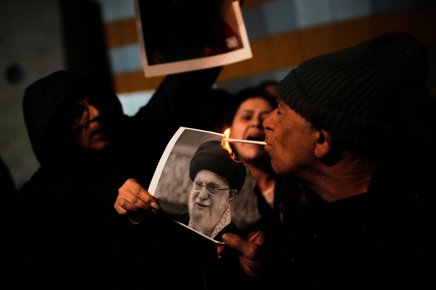 People rally around the world in support of protests in Iran, in photos | iNFOnews.ca