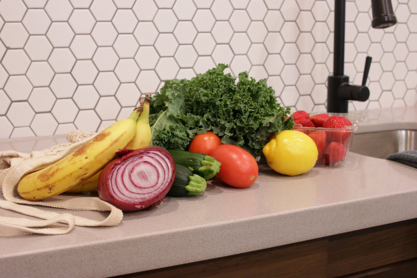 Fruitful advice for getting the most from a refrigerator and making groceries last longer | iNFOnews.ca