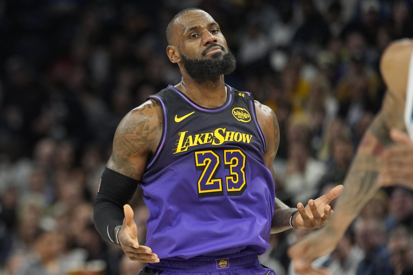 LeBron's jumper is off, and the Lakers are struggling on offense | iNFOnews.ca LeBron's jumper is off, and the Lakers are struggling on offense | iNFOnews.ca