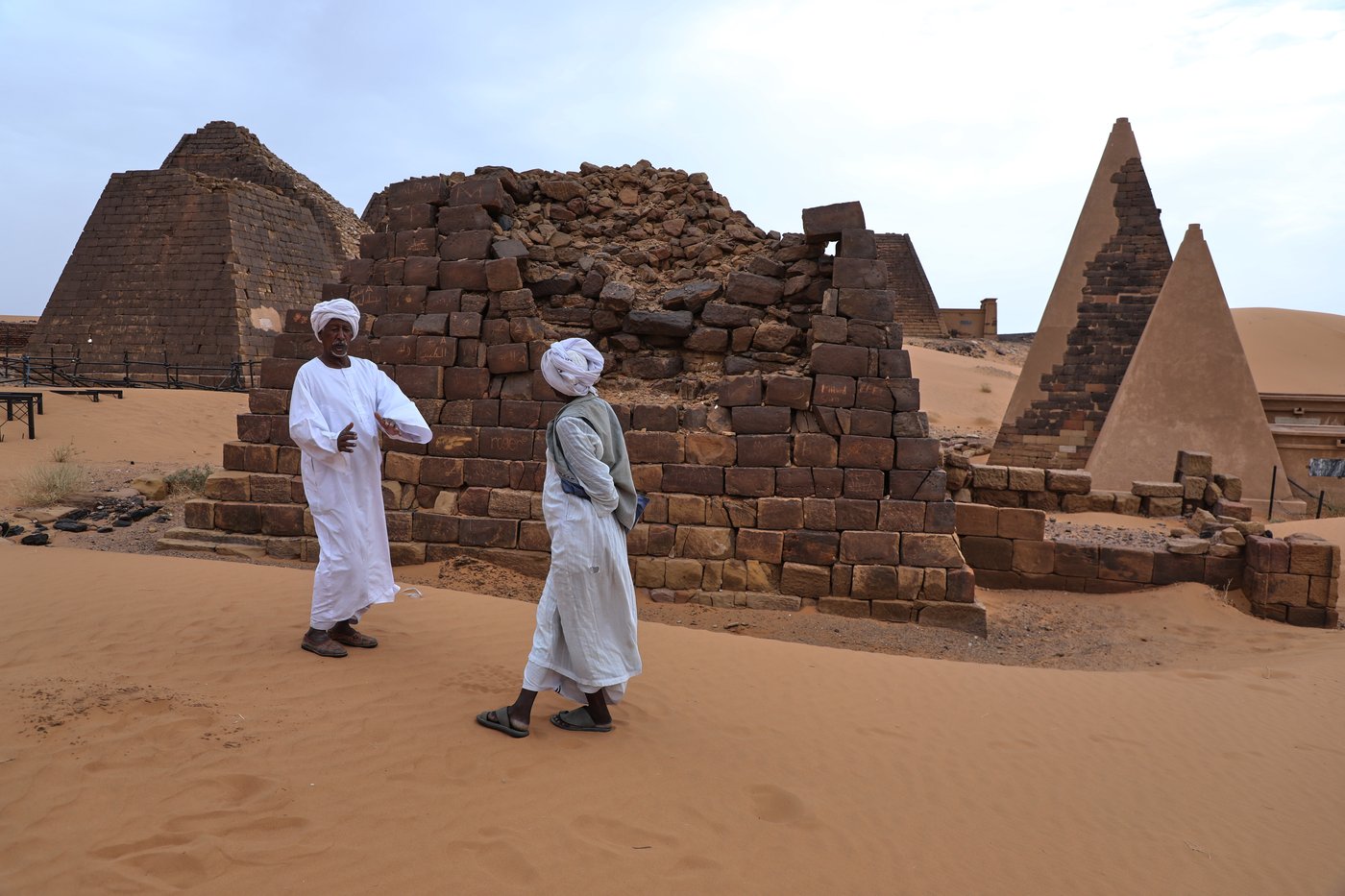 War and accumulating sand threaten Sudan’s Meroe pyramids, in photos | iNFOnews.ca War and accumulating sand threaten Sudan’s Meroe pyramids, in photos | iNFOnews.ca