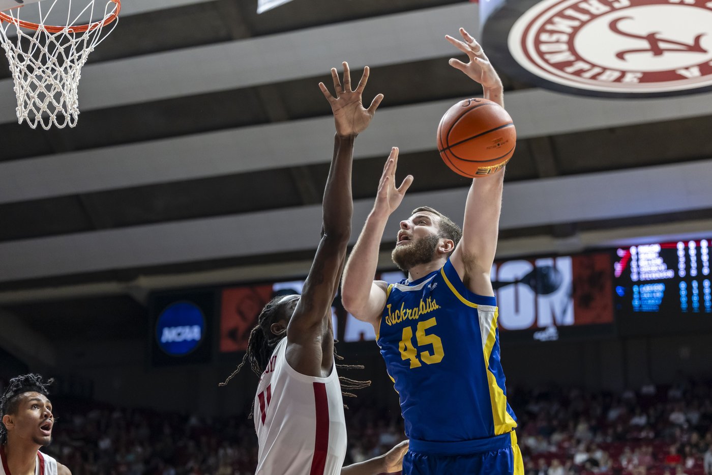 Holloway, No. 5 Alabama overwhelm South Dakota State with 19 3-pointers in 105-82 victory | iNFOnews.ca