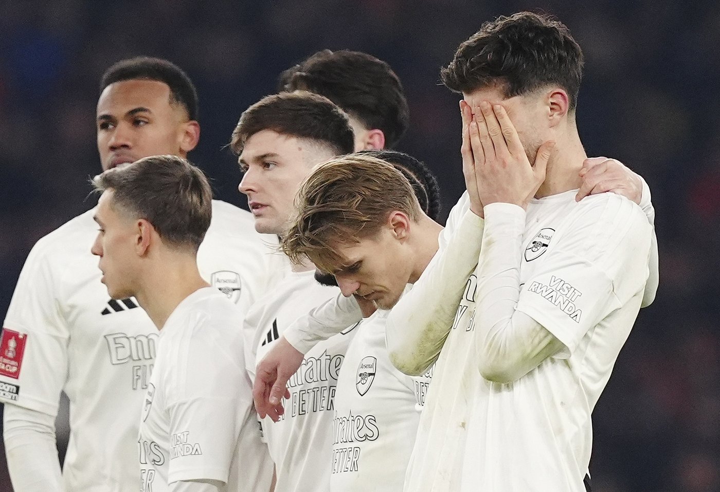 Police launch investigation into online abuse of Arsenal striker Kai Havertz's wife | iNFOnews.ca