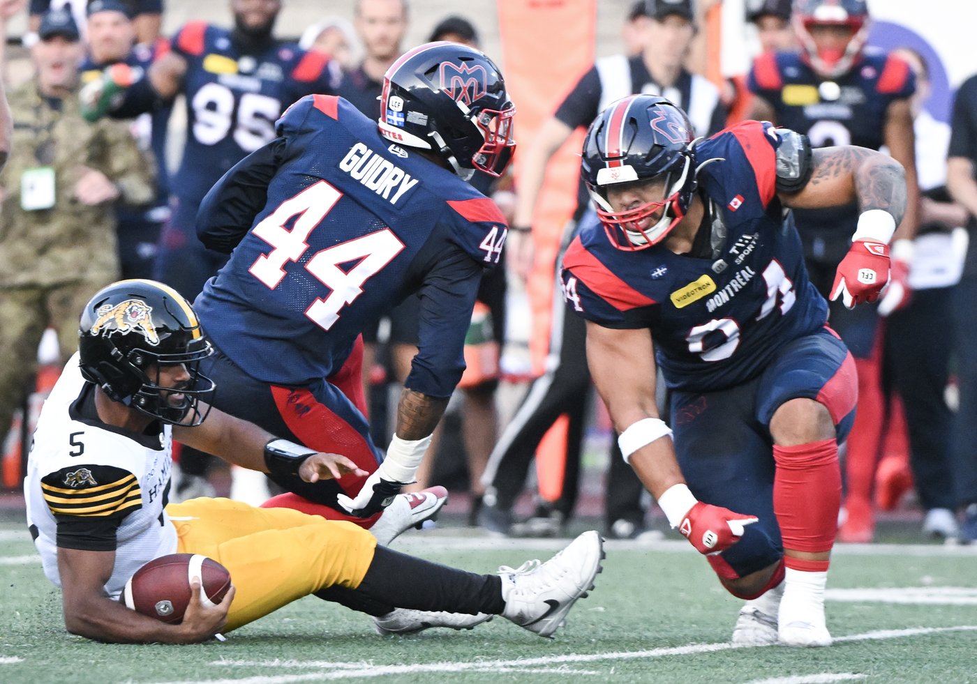 Alouettes rally in final three minutes to knock off Tiger-Cats 31-18 | iNFOnews.ca