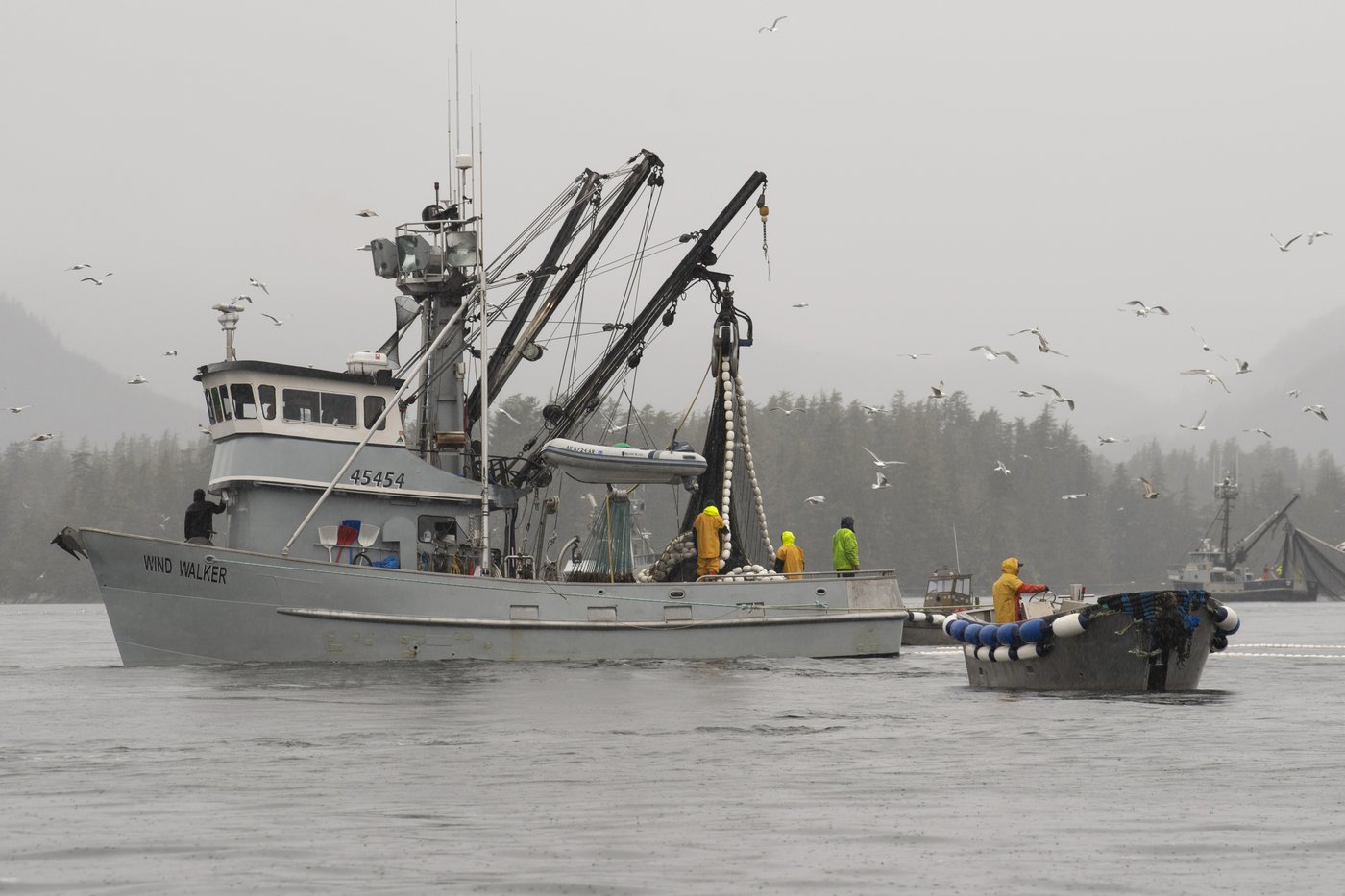 2 bodies recovered amid debris from a fishing boat that reportedly capsized in Alaska | iNFOnews.ca 2 bodies recovered amid debris from a fishing boat that reportedly capsized in Alaska | iNFOnews.ca