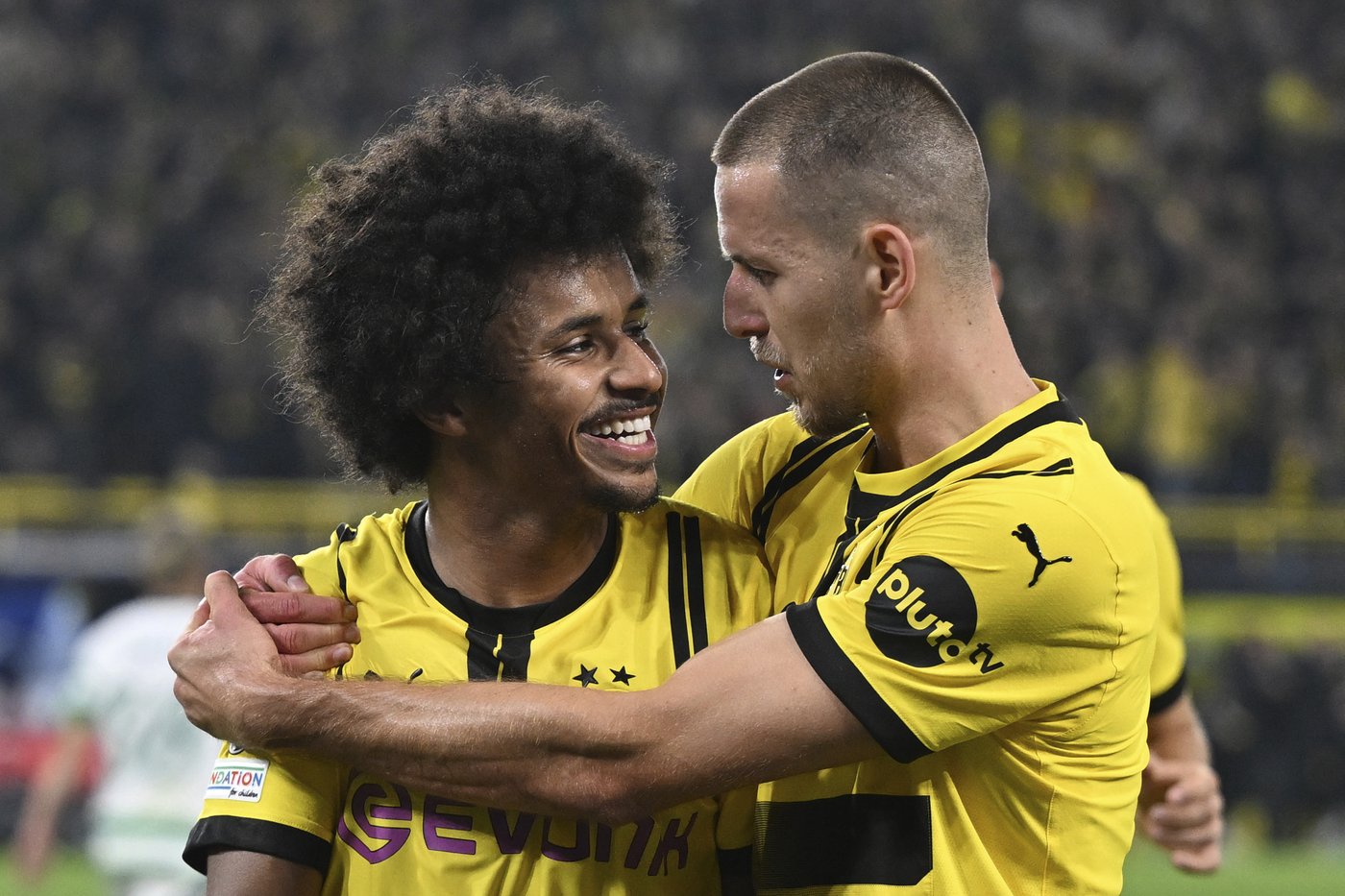 Dortmund scores 7 while Barcelona, Man City and Arsenal all win in Champions League | iNFOnews.ca Dortmund scores 7 while Barcelona, Man City and Arsenal all win in Champions League | iNFOnews.ca