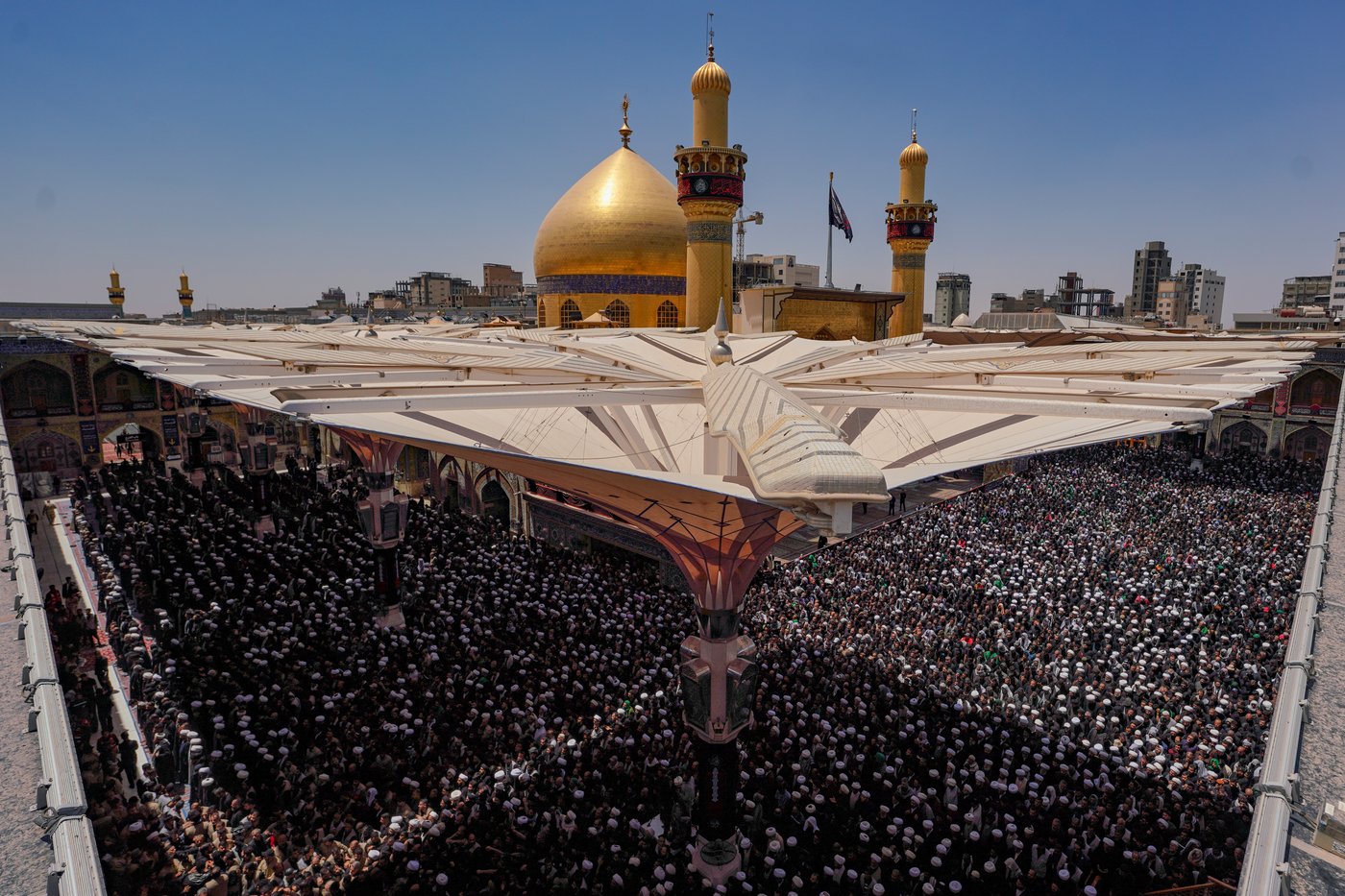 A look at the dayslong funeral for late Supreme Leader Khamenei in Iran and Iraq, in photos | iNFOnews.ca