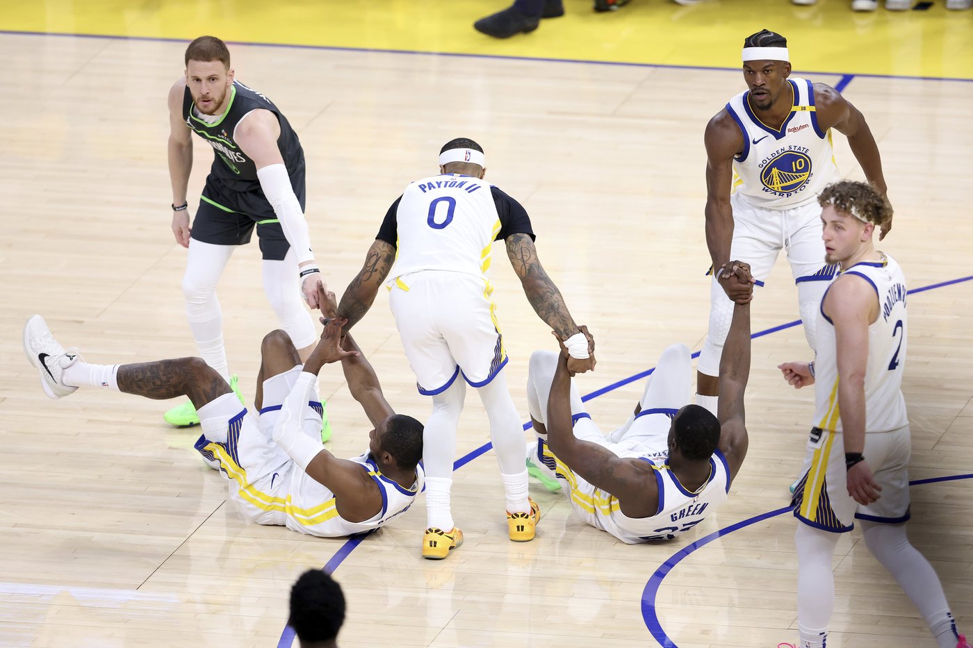 Edwards, Randle lead Timberwolves past Warriors 102-97 for 2-1 lead in second-round playoff series | iNFOnews.ca
