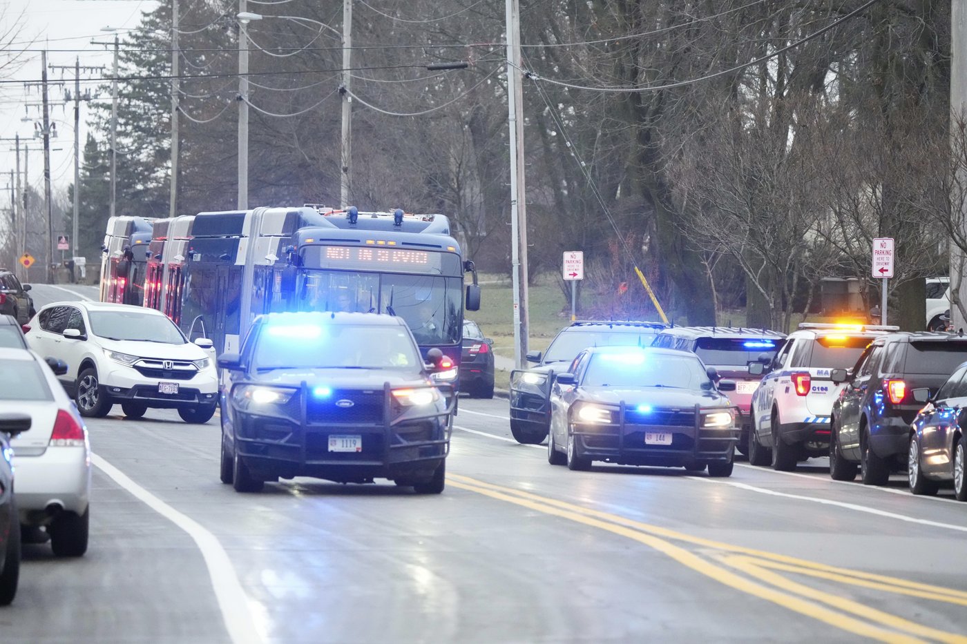 15-year-old girl fatally shoots teacher and teenager at a Christian school in Wisconsin | iNFOnews.ca