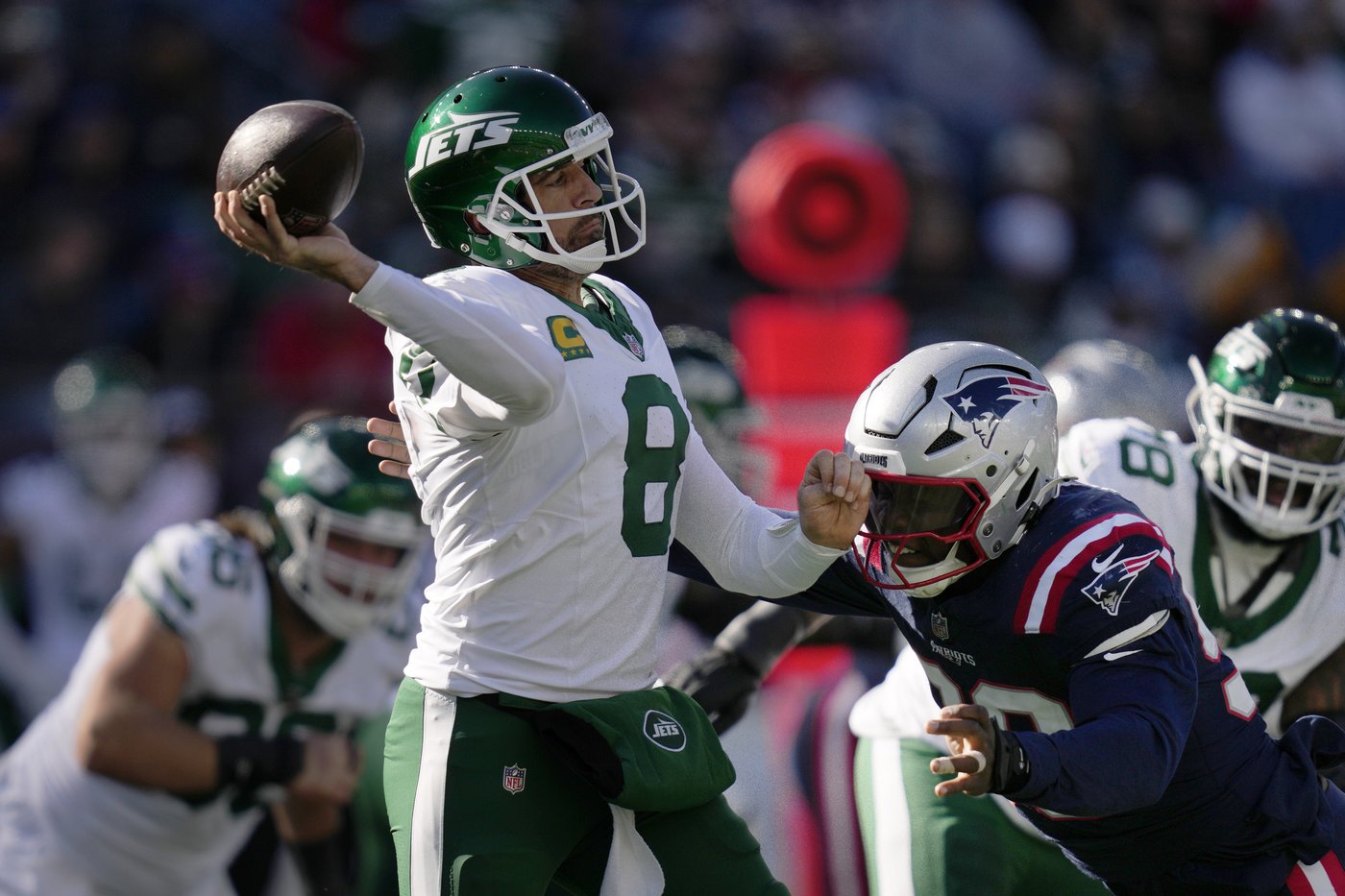With Maye out, 'soft' Patriots come back to send Rodgers and Jets to 5th straight loss | iNFOnews.ca