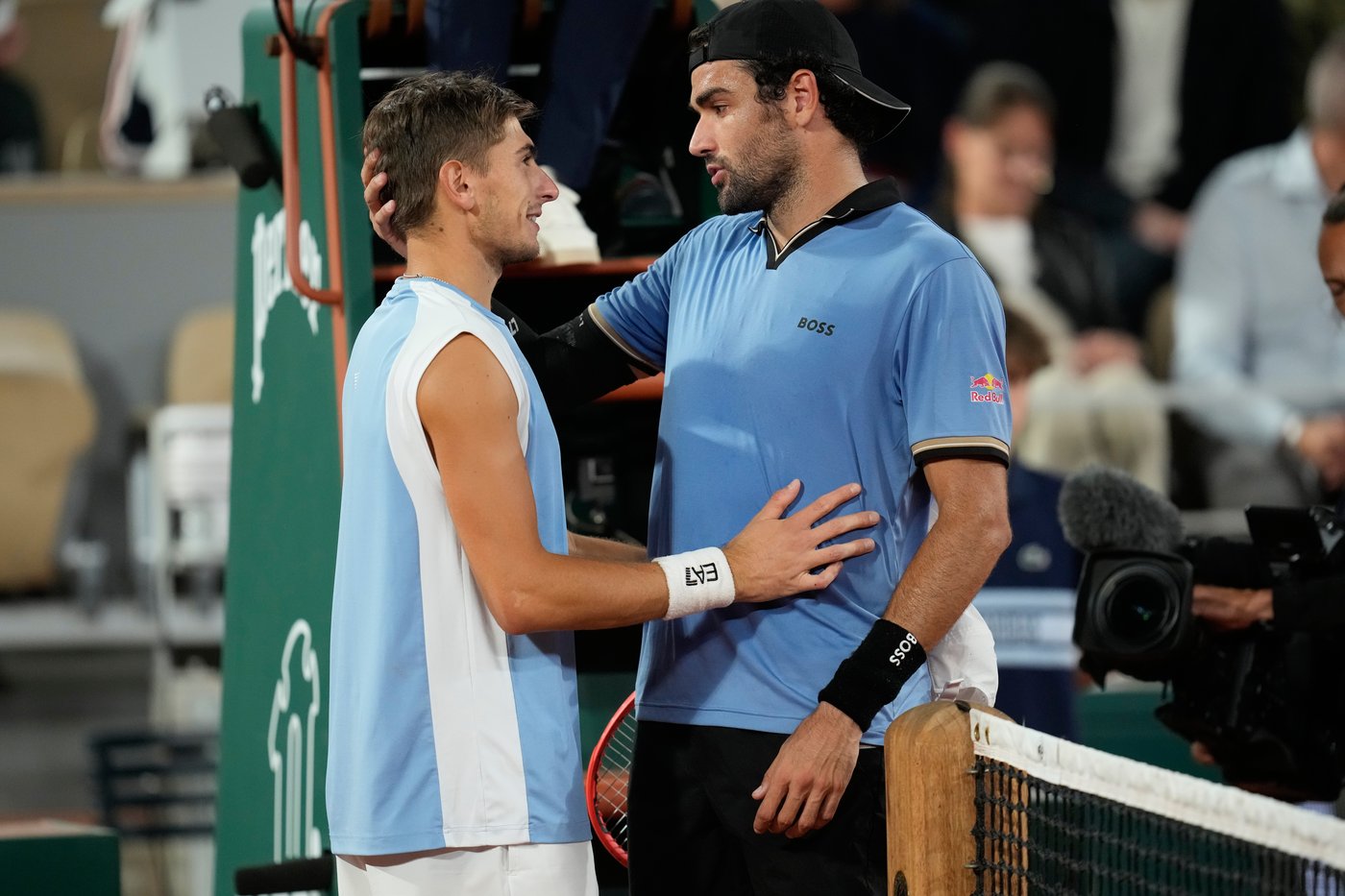 Jannik Sinner exited early and there's still an all-Italian semifinal at the French Open | iNFOnews.ca Jannik Sinner exited early and there's still an all-Italian semifinal at the French Open | iNFOnews.ca
