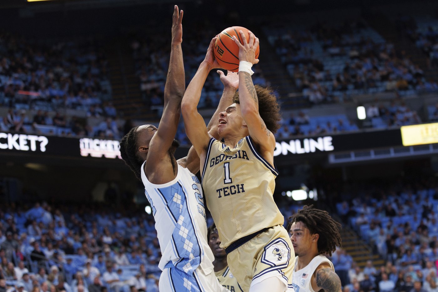 Trimble helps No. 20 North Carolina top Georgia Tech, 68-65 | iNFOnews.ca