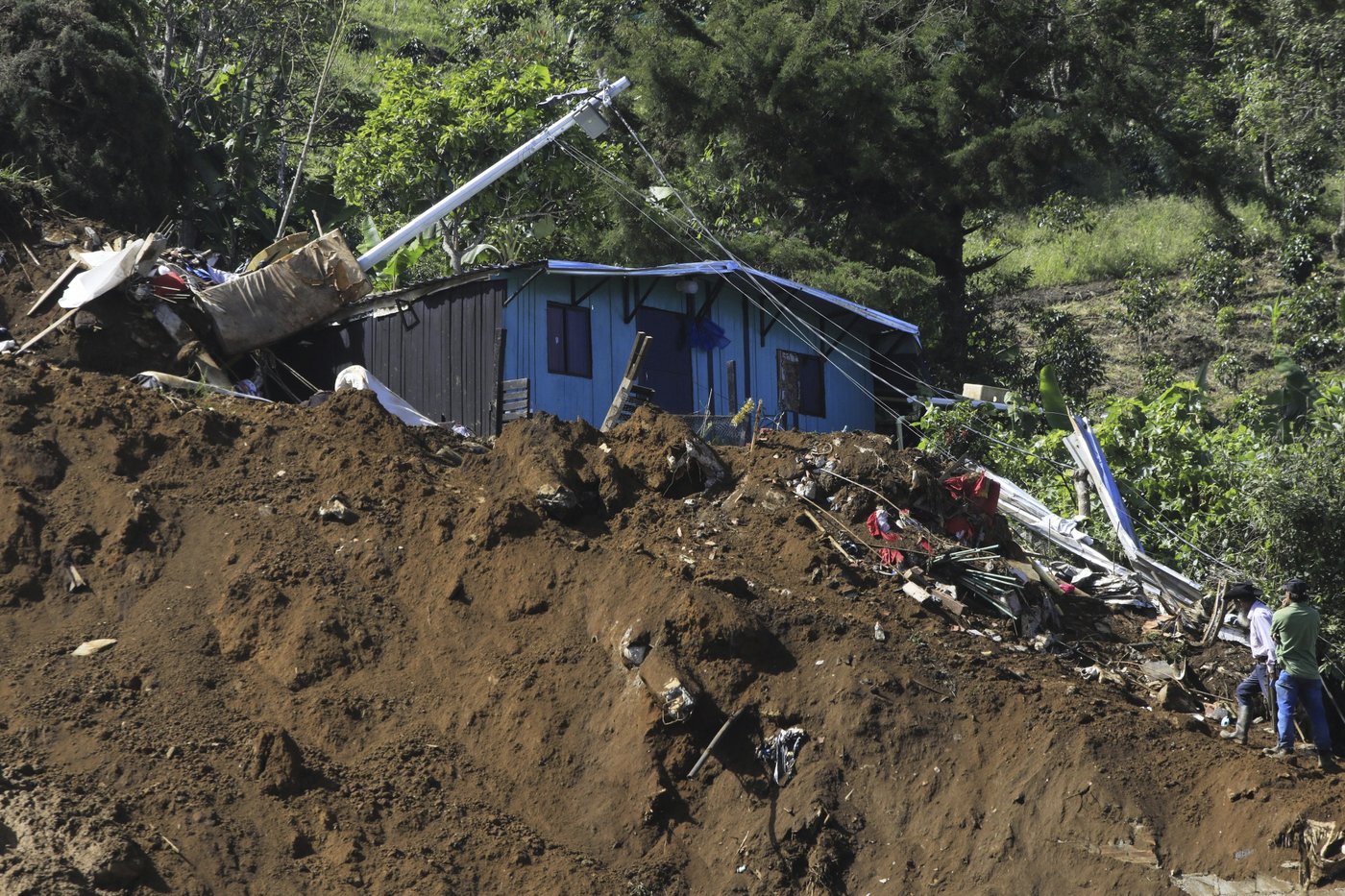 The death toll in a landslide in Colombia rises to 22 with 8 missing | iNFOnews.ca