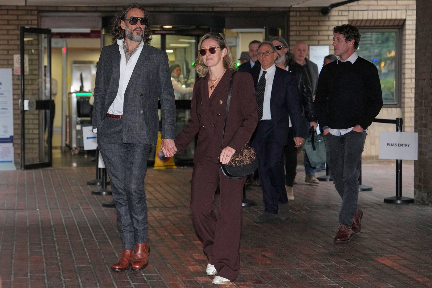 Russell Brand appears in a London court for trial on rape and sexual assault charges | iNFOnews.ca Russell Brand appears in a London court for trial on rape and sexual assault charges | iNFOnews.ca