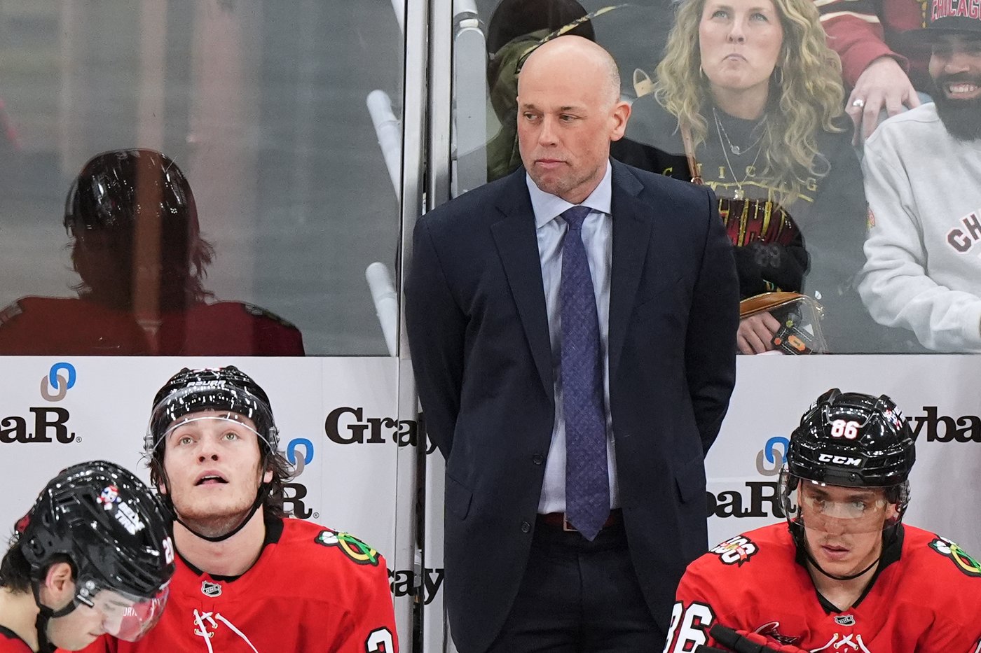 Blackhawks coach Jeff Blashill praises Connor Bedard after the center is left off Canada's roster | iNFOnews.ca