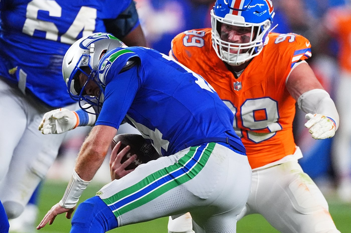 AFC West lead at stake as Patrick Mahomes and Bo Nix grind through injury comebacks | iNFOnews.ca AFC West lead at stake as Patrick Mahomes and Bo Nix grind through injury comebacks | iNFOnews.ca