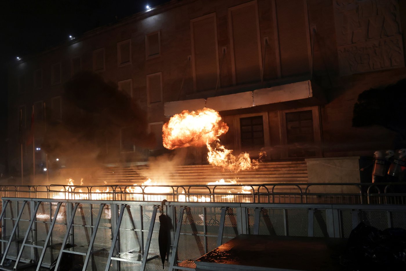 Violence breaks out at anti-government protest in Albanian capital | iNFOnews.ca Violence breaks out at anti-government protest in Albanian capital | iNFOnews.ca