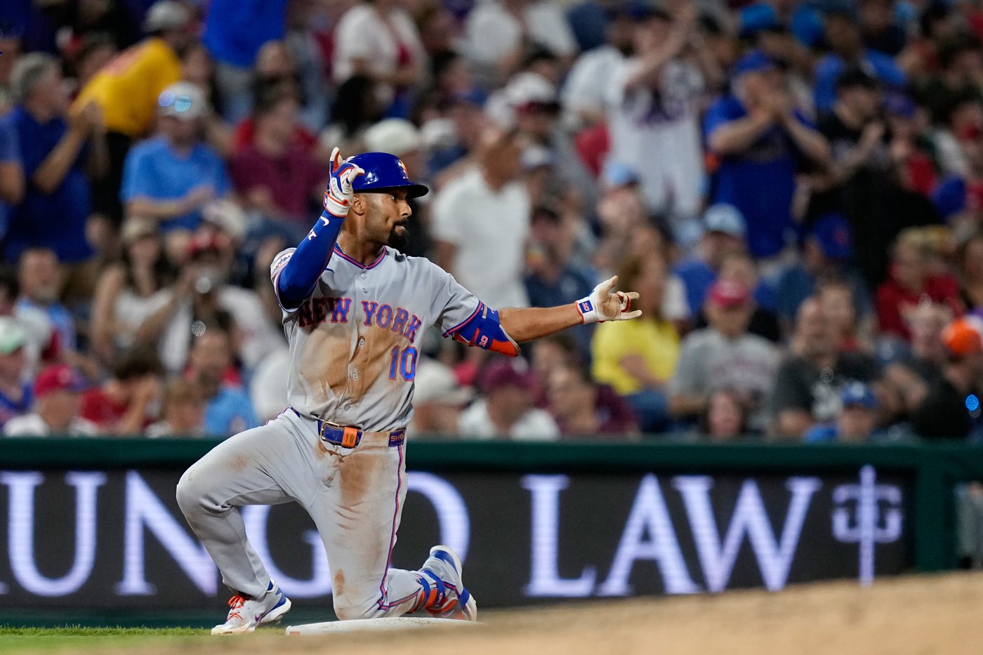 Juan Soto homers twice to lead the Mets to a 6-4 win over the Phillies | iNFOnews.ca