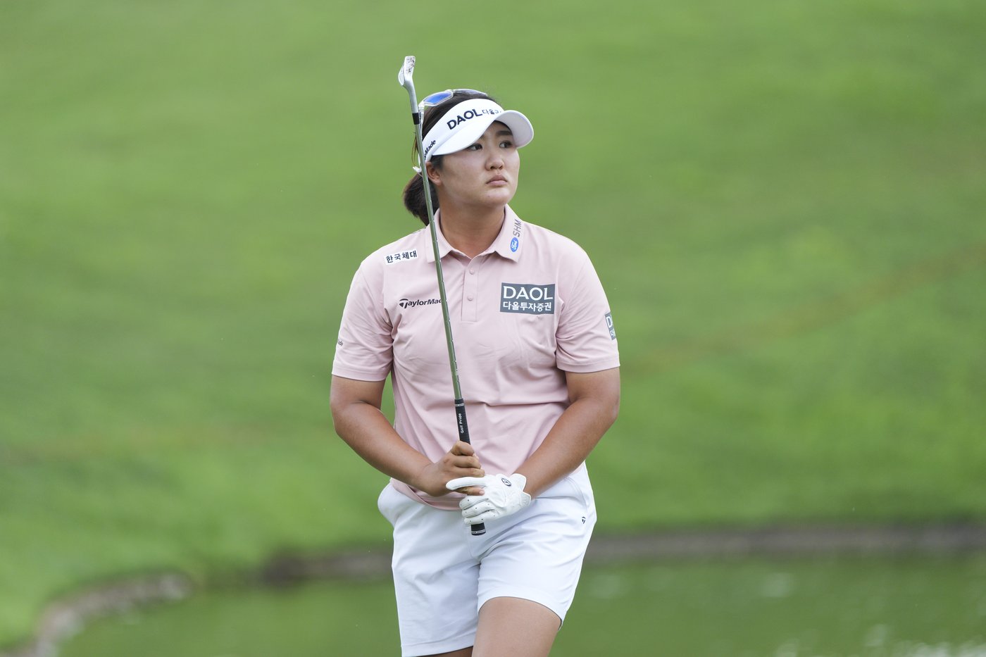 Yin Ruoning shoots 65 to win in Malaysia, Thitikul finishes second again | iNFOnews.ca
