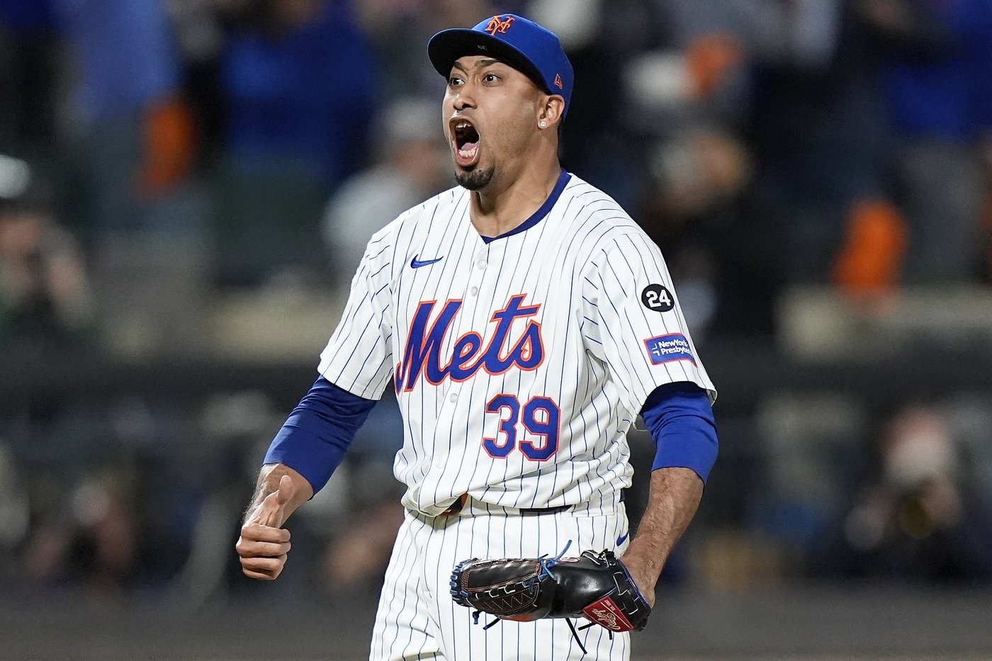 Francisco Lindor's grand slam sends Mets into NLCS with 4-1 win over Phillies in Game 4 of NLDS | iNFOnews.ca