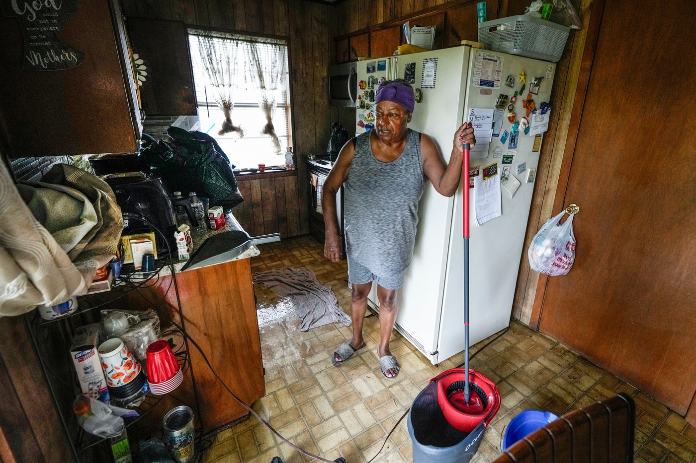 Former Tropical Storm Edouard lingers over Texas, flooding homes and roadways | iNFOnews.ca Former Tropical Storm Edouard lingers over Texas, flooding homes and roadways | iNFOnews.ca