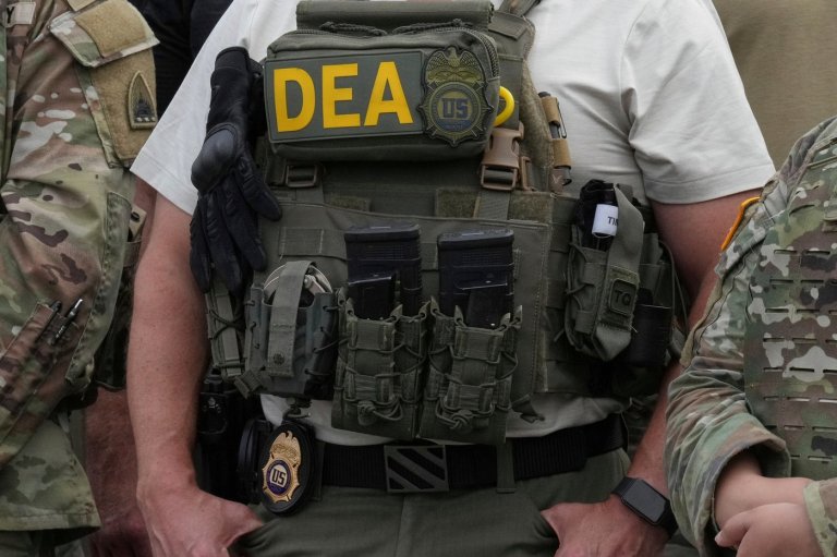 Inside the bribery plot that led to a DEA supervisor's downfall in the Dominican Republic | iNFOnews.ca