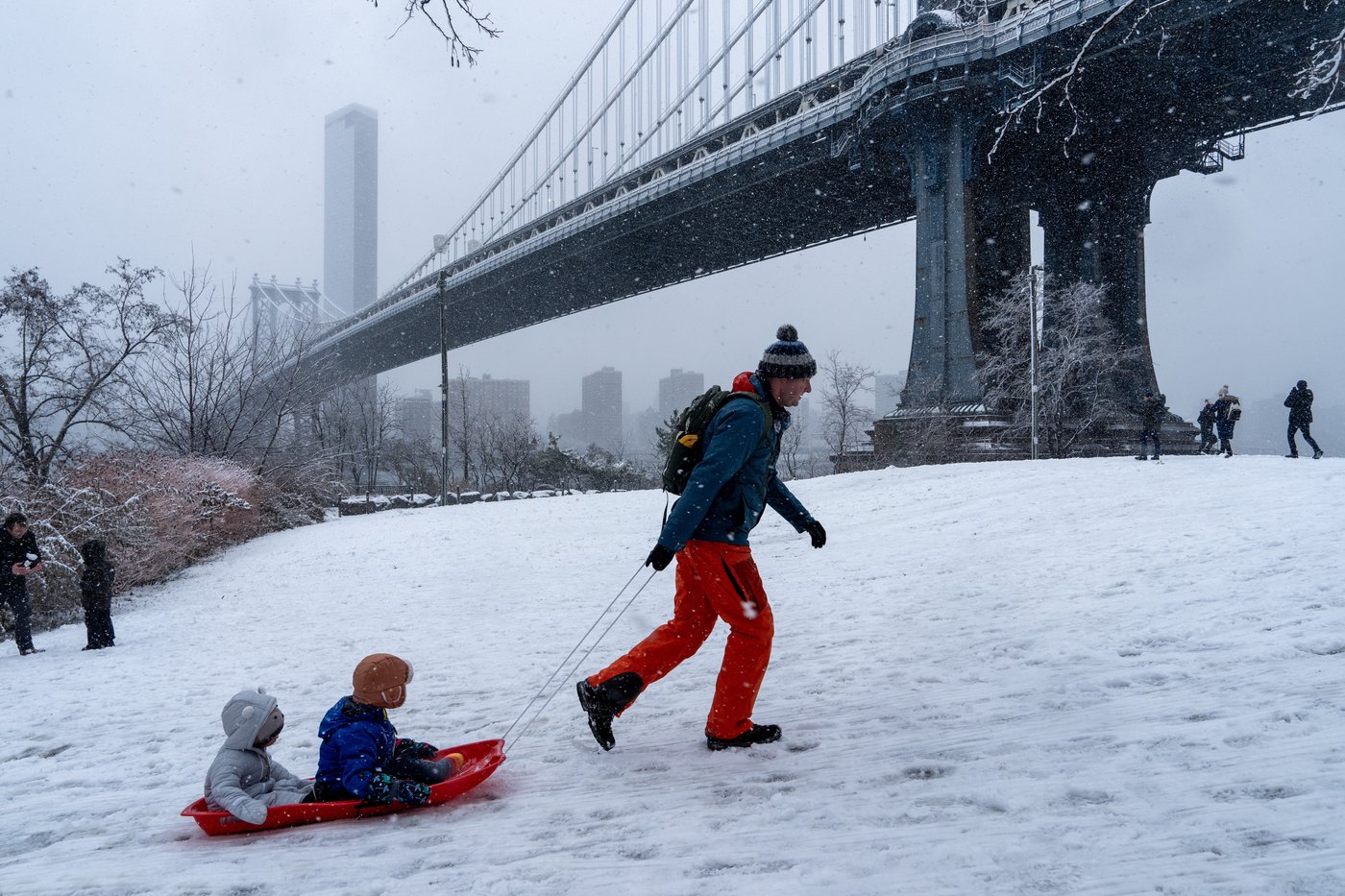 Weekend storm drops heavy snow around Northeast as Pacific Northwest braces for more rain | iNFOnews.ca