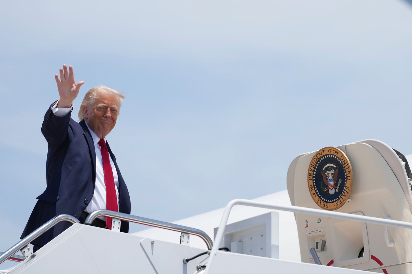 The Latest: Judge blocks Trump administration’s asylum freeze on 39 countries | iNFOnews.ca
