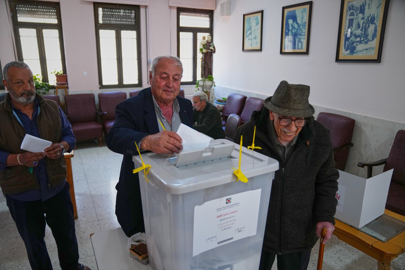 Palestinians vote in local elections in West Bank and part of Gaza | iNFOnews.ca Palestinians vote in local elections in West Bank and part of Gaza | iNFOnews.ca