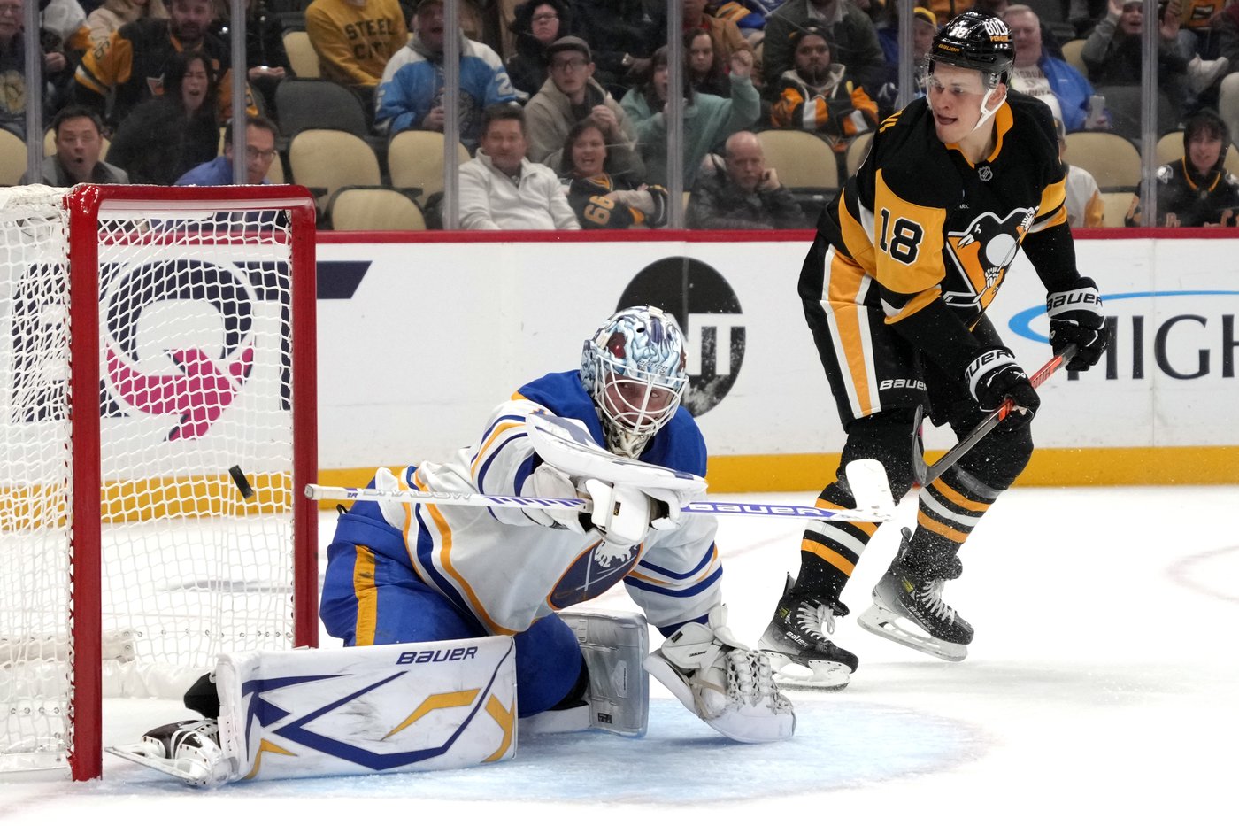 Crosby, Malkin lead Penguins past Sabres 6-5 in OT to cap milestone night | iNFOnews.ca Crosby, Malkin lead Penguins past Sabres 6-5 in OT to cap milestone night | iNFOnews.ca