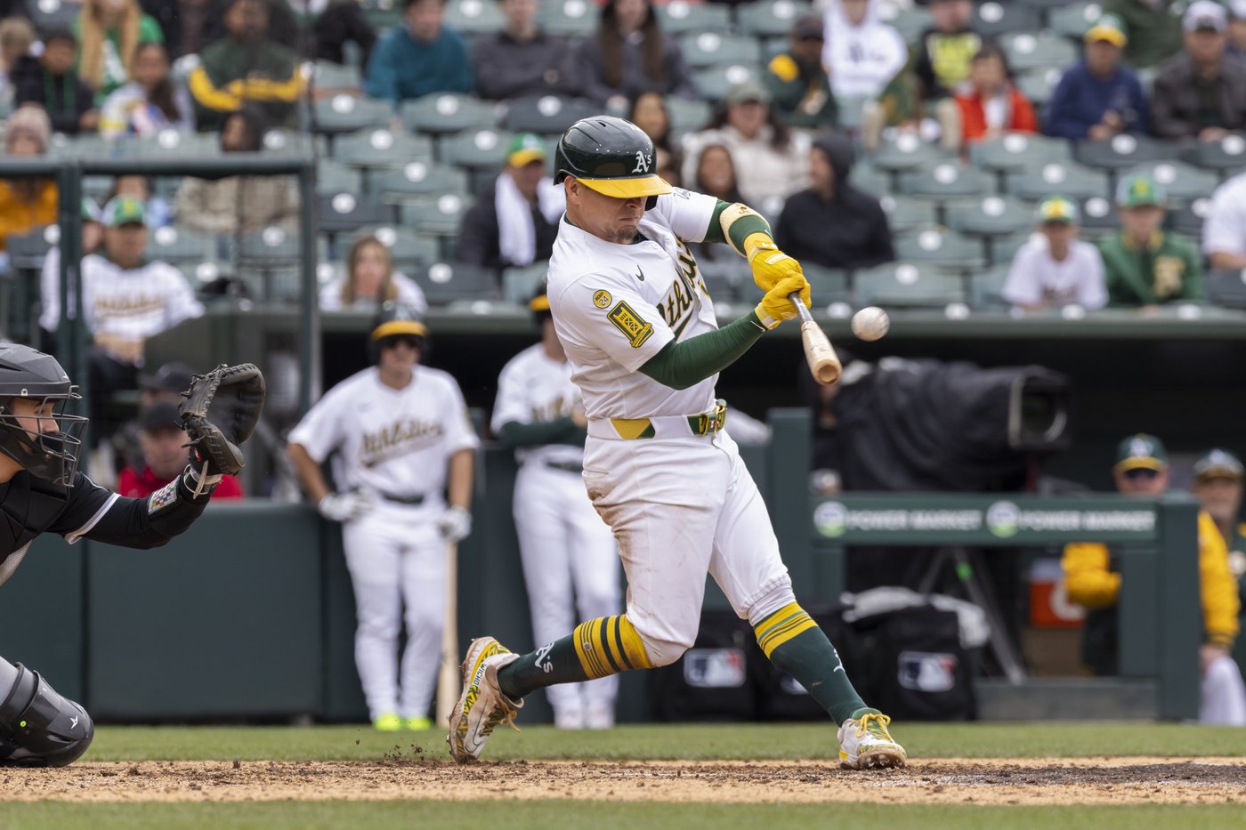 Luis Urías hits 2-run HR in 10th inning to help Athletics beat White Sox 3-2 | iNFOnews.ca Luis Urías hits 2-run HR in 10th inning to help Athletics beat White Sox 3-2 | iNFOnews.ca