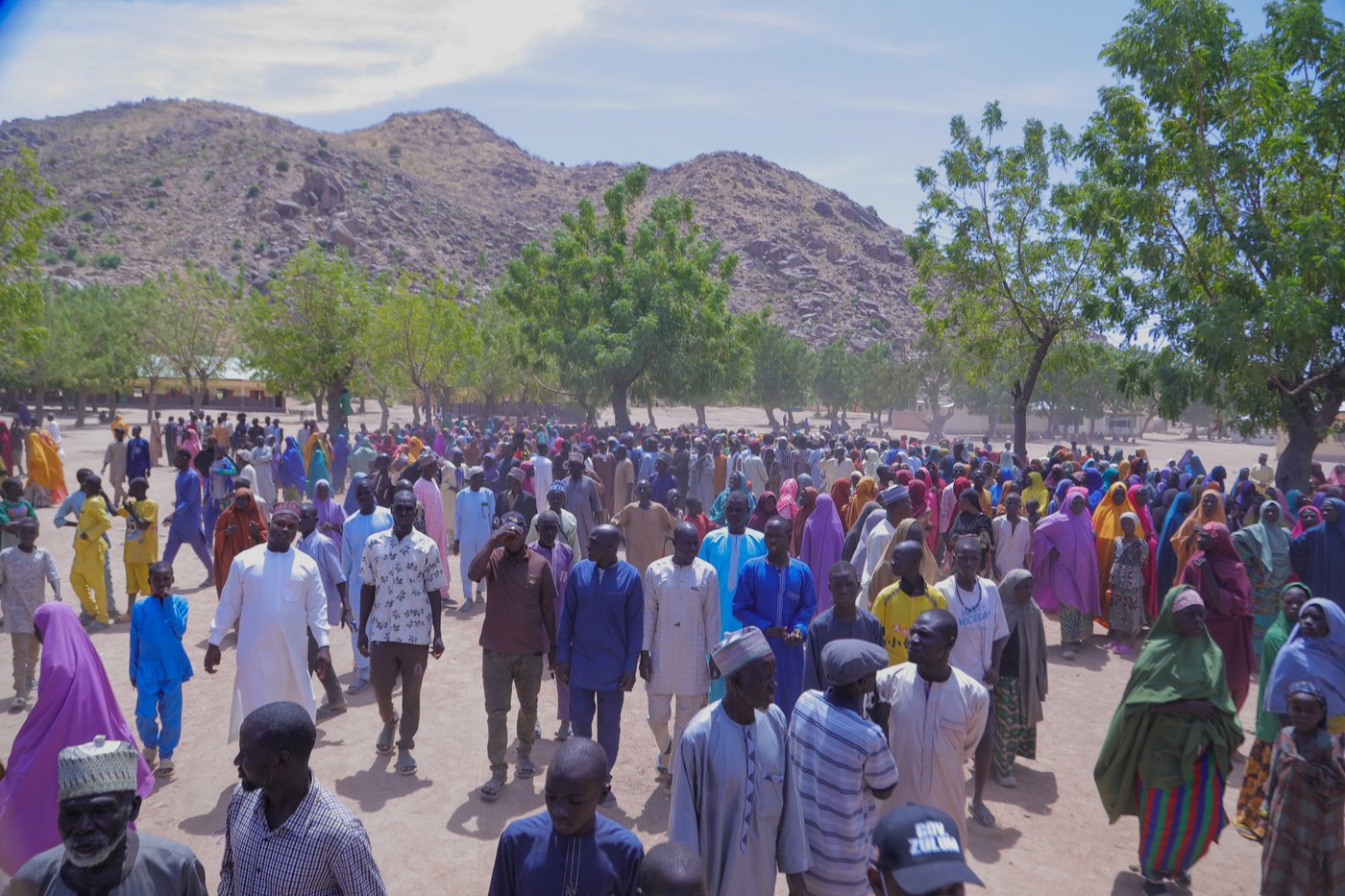 Islamic militants abduct more than 300 people in northeastern Nigeria, officials say | iNFOnews.ca Islamic militants abduct more than 300 people in northeastern Nigeria, officials say | iNFOnews.ca