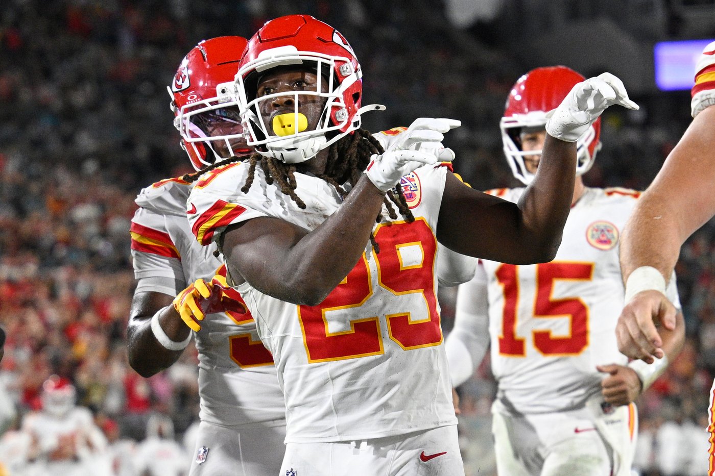 Trevor Lawrence's wild run lifts the Jaguars to a 31-28 win over Patrick Mahomes and the Chiefs | iNFOnews.ca