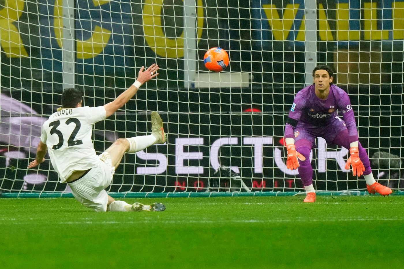 Inter bounce back from two down to demolish Pisa and extend lead at the top of Serie A | iNFOnews.ca