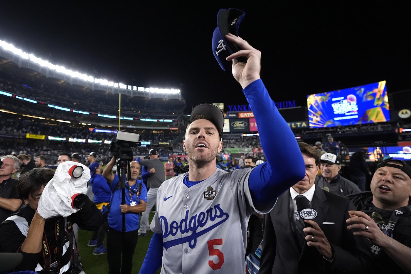 World Series: Freddie Freeman wins MVP award after tying record with 12 RBIs for Dodgers | iNFOnews.ca