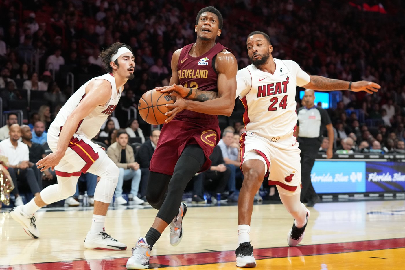 Chris Quinn's 'CQ' play seals Miami's thrilling 140-138 OT win over Cleveland | iNFOnews.ca Chris Quinn's 'CQ' play seals Miami's thrilling 140-138 OT win over Cleveland | iNFOnews.ca