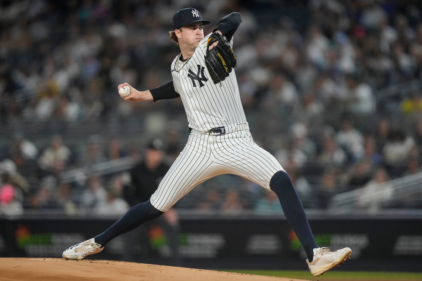 Trey Yesavage outduels Cam Schlittler in marquee matchup as Blue Jays top Yankees 2-1 | iNFOnews.ca