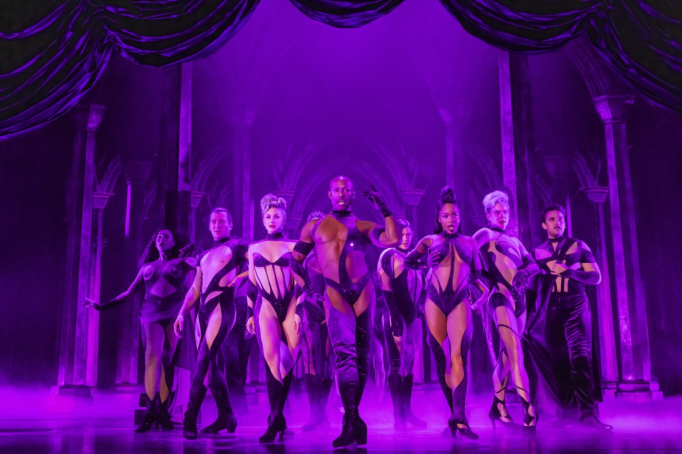 How Christopher Gattelli crafted Broadway's 'Death Becomes Her' and made it a Tonys powerhouse | iNFOnews.ca